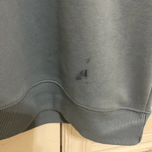 ALO Yoga in Slate Blue - Picture 3 of 3